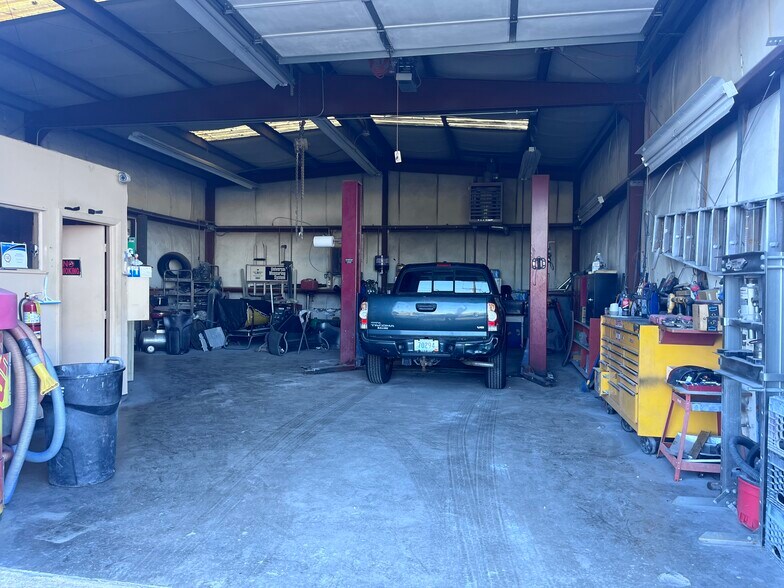 More Photos Of 620 Pond St, Woonsocket General Retail For Sale