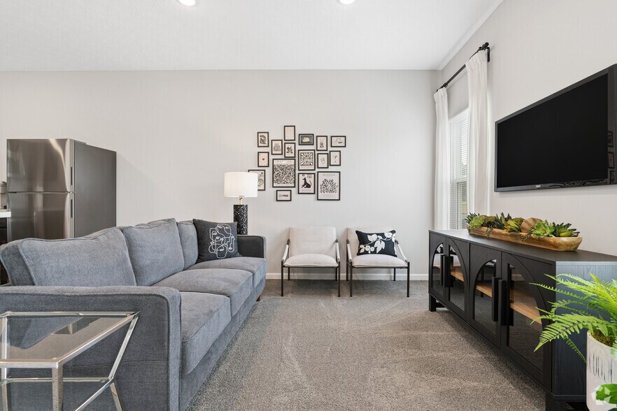 More Photos Of 11 Woodford Way, Pataskala Apartments For Sale