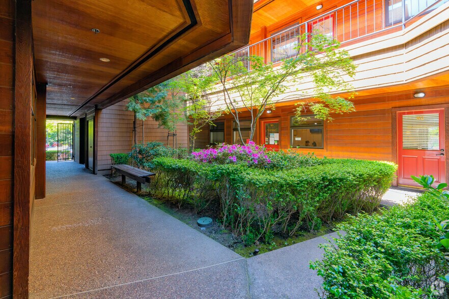 More Photos Of 10425 Fair Oaks Blvd, Fair Oaks Medical For Lease