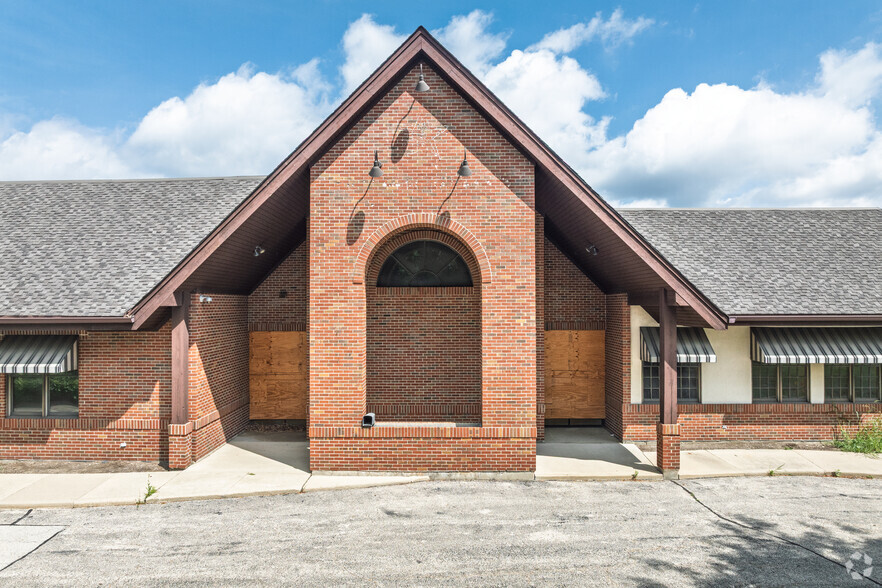 More Photos Of 700-790 W Euclid Ave, Palatine Unknown For Lease