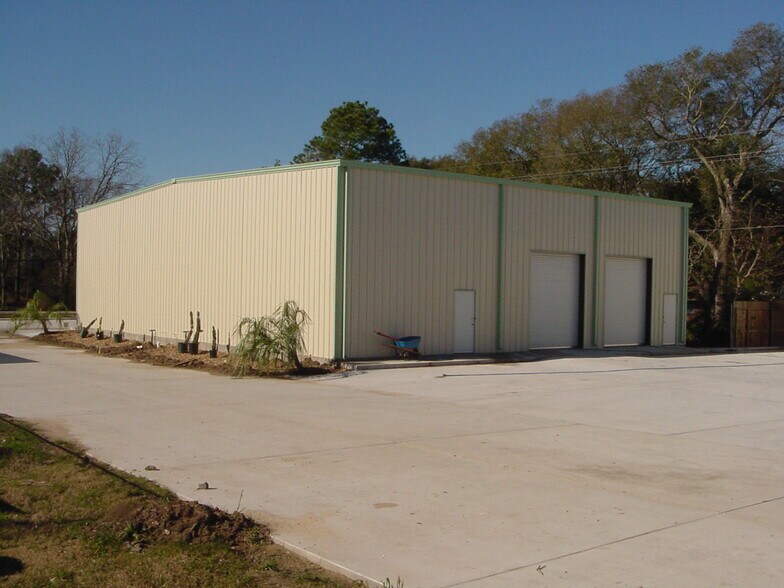 More Photos Of 610 Clear Creek Ave, League City Unknown For Lease