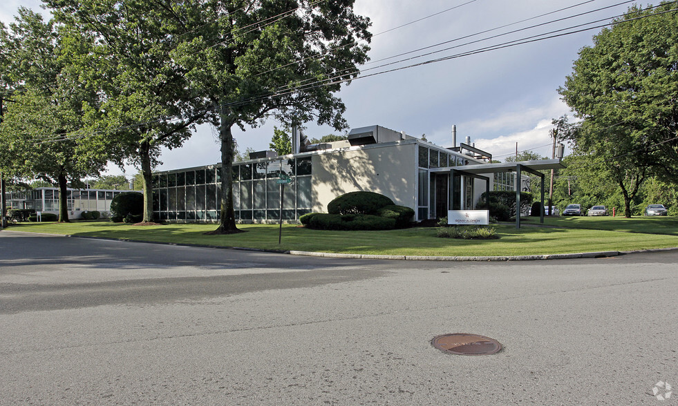 Primary Photo Of 1 Strathmore Rd, Natick Research And Development For Lease