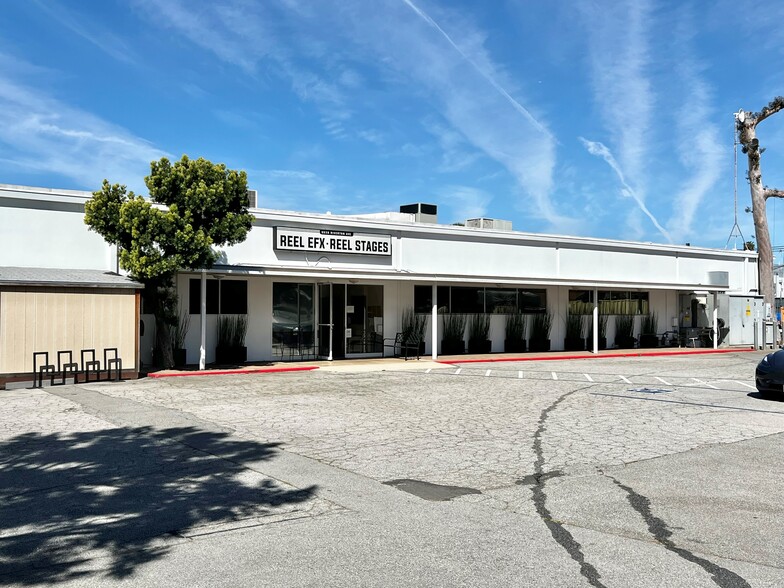 Primary Photo Of 5539 Riverton Ave, North Hollywood Manufacturing For Lease