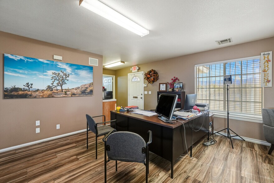 More Photos Of 1941 NV-160, Pahrump Office For Sale