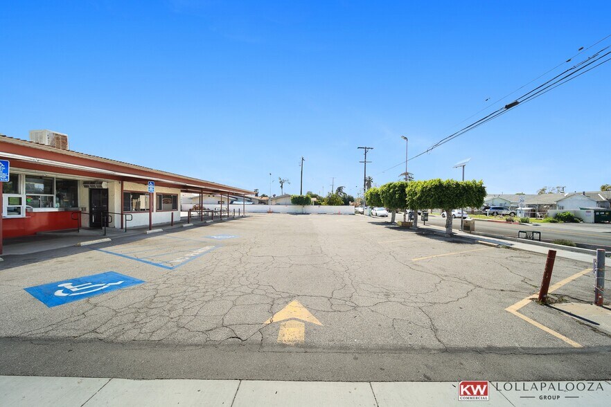 More Photos Of 14604 Pacific Ave, Baldwin Park Restaurant For Sale