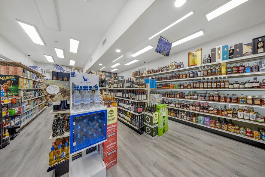 More Photos Of 2597 SW 37th Ave, Miami Storefront Retail Residential For Sale