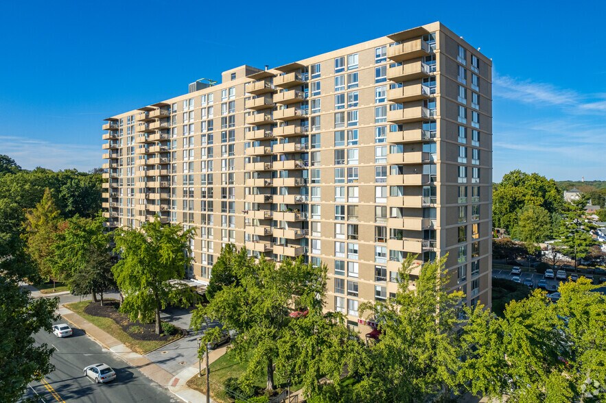 Primary Photo Of 2401 Pennsylvania Ave, Wilmington Apartments For Lease