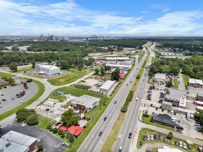 More Photos Of 4118 Augusta Rd, Savannah Freestanding For Sale