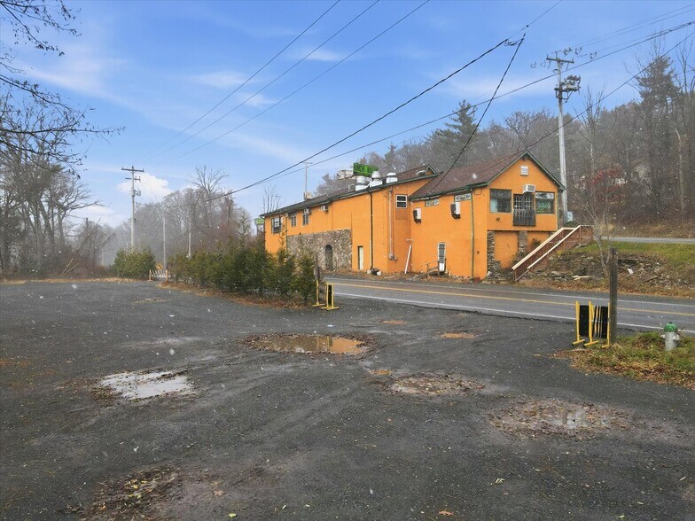More Photos Of 1874 Route 611, Mount Pocono Restaurant For Sale
