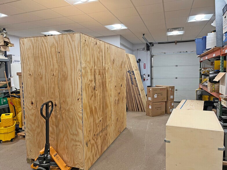 More Photos Of 119 Emerson Rd, Milford Office For Lease