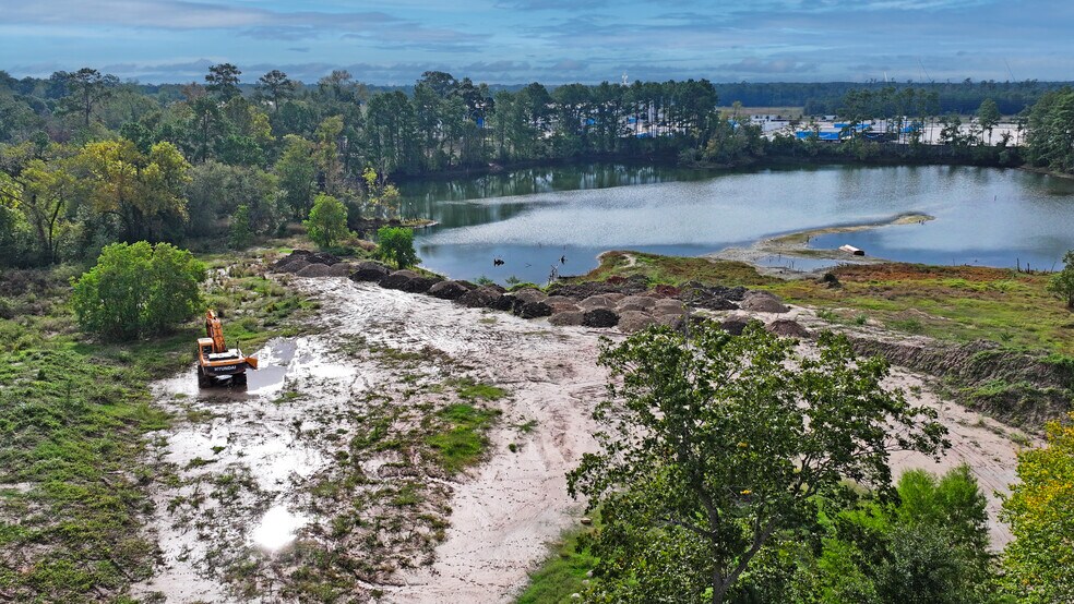 More Photos Of 0 Banks St, Humble Land For Sale