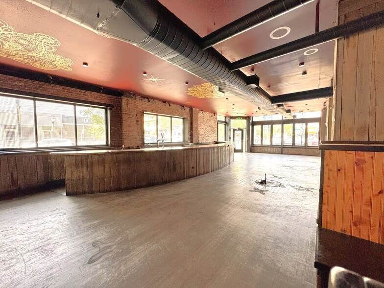More Photos Of 3480-3496 W 32nd Ave, Denver Restaurant For Lease