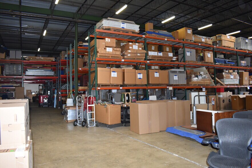 More Photos Of 1100 Polk Ave, Nashville Warehouse For Lease