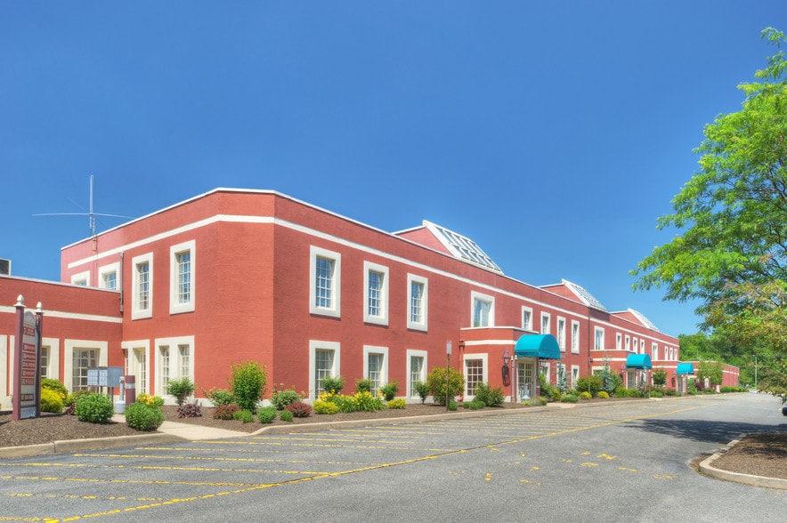 More Photos Of 127 Highway 206, Hamilton Flex For Lease