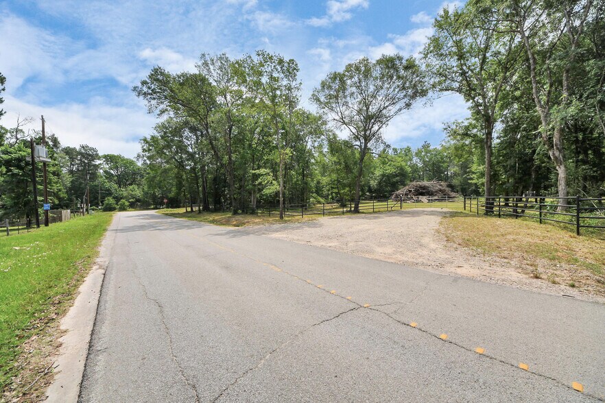 More Photos Of 21765 Bailey Grove Rd, Montgomery Land For Sale