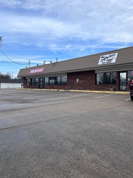 Primary Photo Of 209 River Dr, Irvine General Retail For Sale