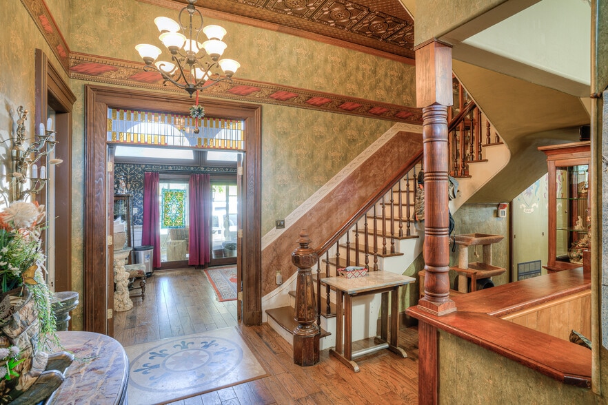 More Photos Of 2109 Robinson St, Oroville Specialty For Sale