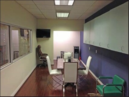 More Photos Of 5155 Goldman Ave, Moorpark Manufacturing For Lease