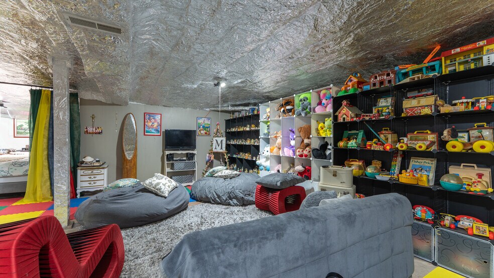 More Photos Of 10501 Old Highway 54, Eugene Self Storage For Sale