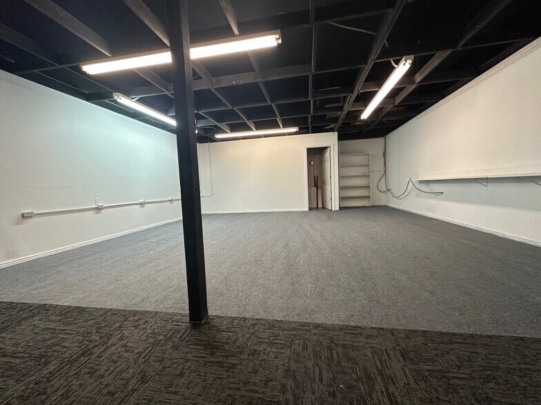 More Photos Of 3721 S 250 W, Ogden Storefront Retail Office For Lease