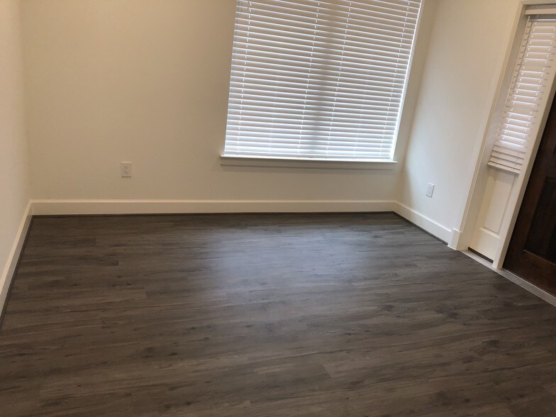 More Photos Of 8951 Collin McKinney Pky, McKinney Medical For Lease