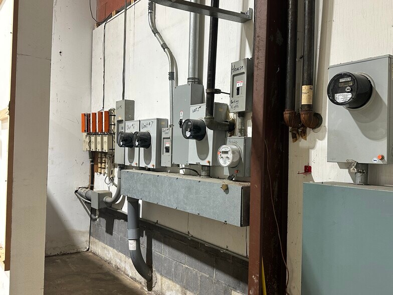 More Photos Of 1703 Industrial Hwy, Cinnaminson Light Manufacturing For Lease