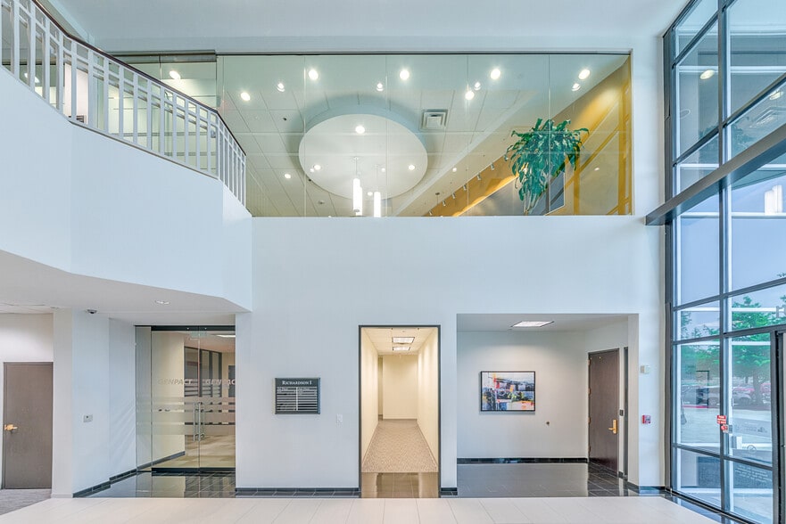 More Photos Of 3101 E President George Bush Hwy, Richardson Office For Lease