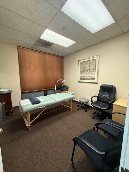 More Photos Of 1900 116th Ave NE, Bellevue Medical For Sale