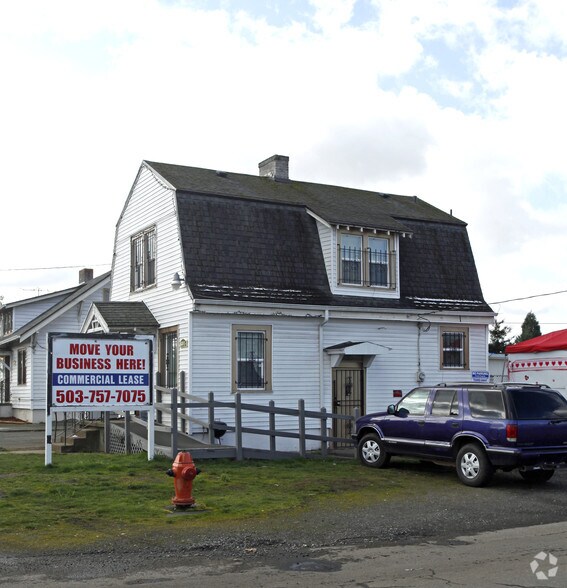 More Photos Of 6805 SE 82nd Ave, Portland Freestanding For Lease