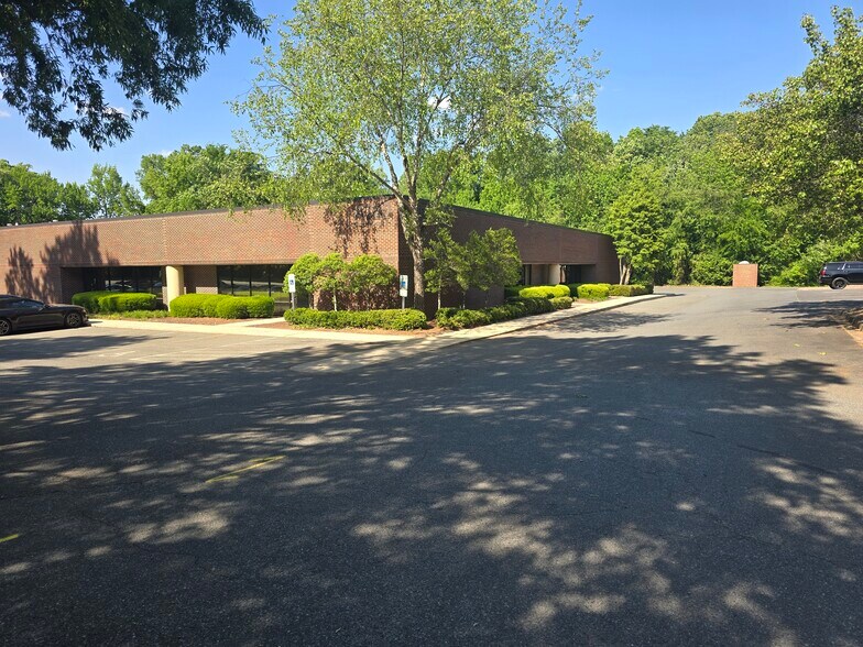 More Photos Of 4700 Lebanon Rd, Mint Hill Office For Lease