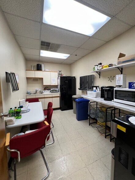 More Photos Of 50 Tannery Rd, Somerville Warehouse For Sale