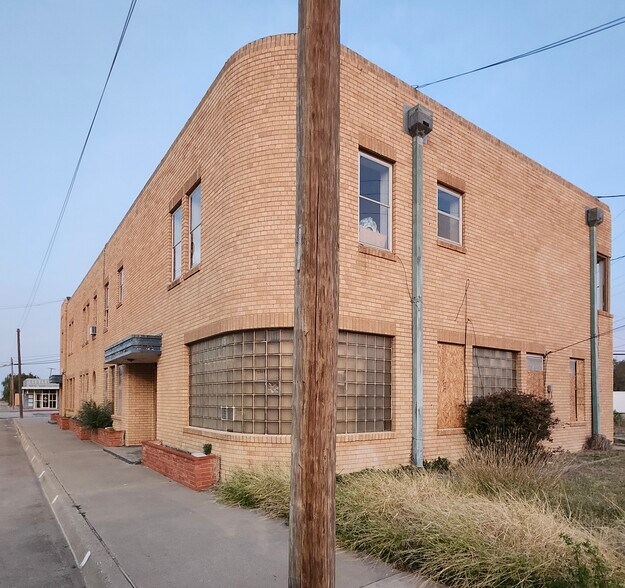 More Photos Of 406 Lfd Dr, Littlefield Apartments For Sale