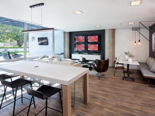 More Photos Of 1401 S State St, Chicago Apartments For Lease