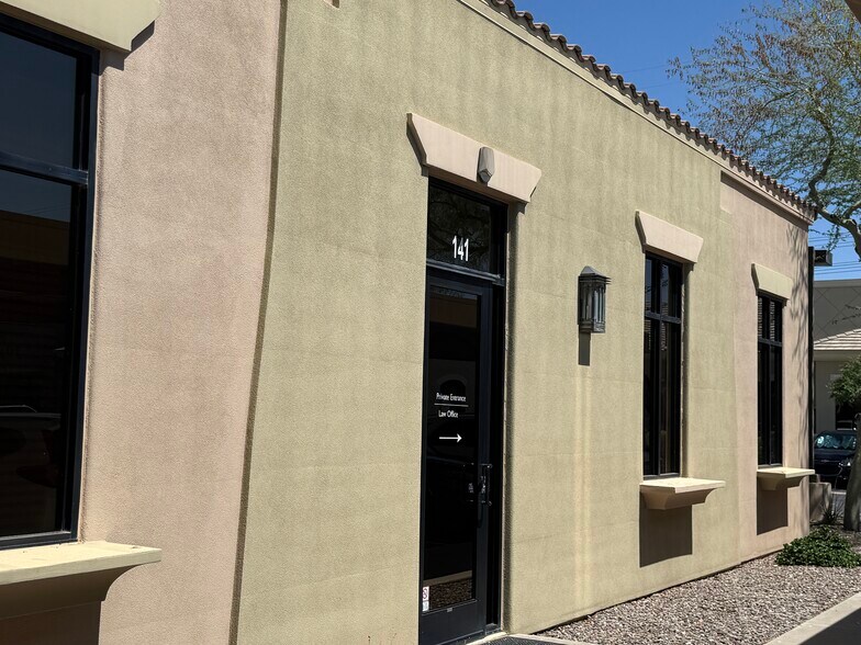 More Photos Of 16515 S 40th St, Phoenix Office For Sale