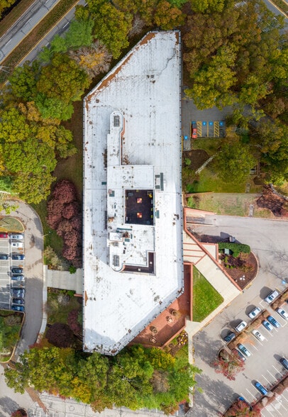 More Photos Of 20 Cabot Blvd, Mansfield Office For Lease