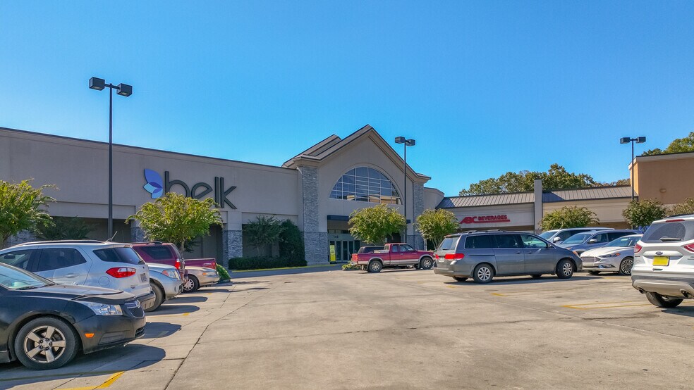 More Photos Of 1216 Cullman Shopping Ctr NW, Cullman Unknown For Lease