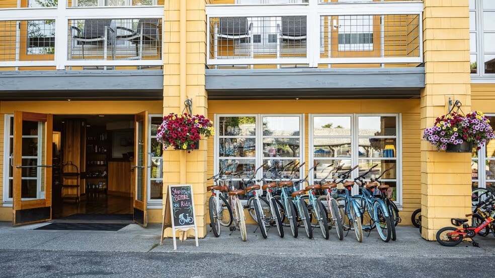 More Photos Of 9565 Semiahmoo Pky, Blaine Hotel For Sale