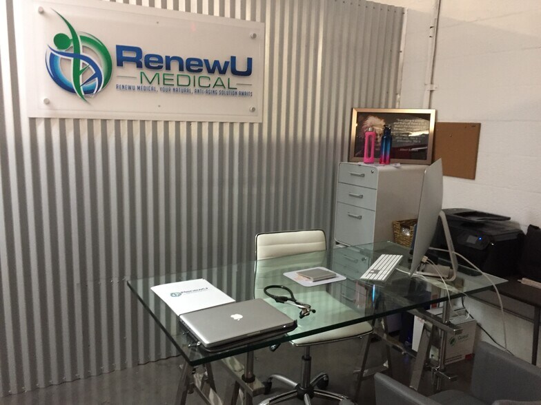 More Photos Of 1016 Clare Ave, West Palm Beach Service For Lease