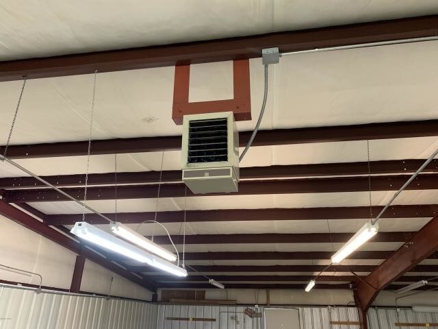 More Photos Of 600 Broadway St, Joplin Warehouse For Sale