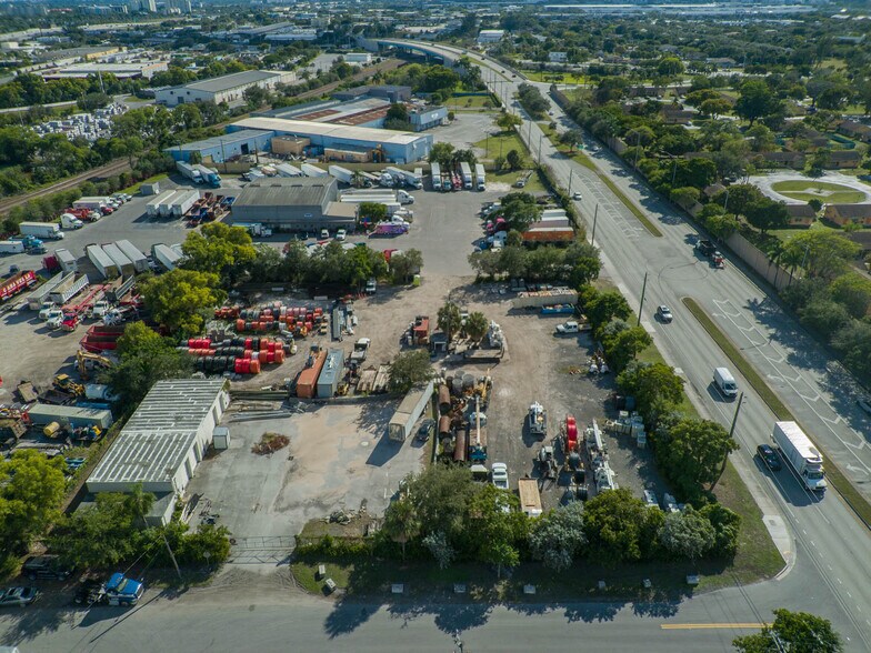 More Photos Of 1360 NW 13th St, Pompano Beach Warehouse For Sale