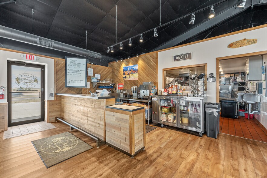 More Photos Of 515 W 5th St, Pine Bluffs Restaurant For Sale