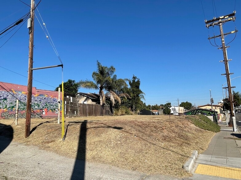 More Photos Of 3193 Imperial Ave, San Diego Freestanding For Lease