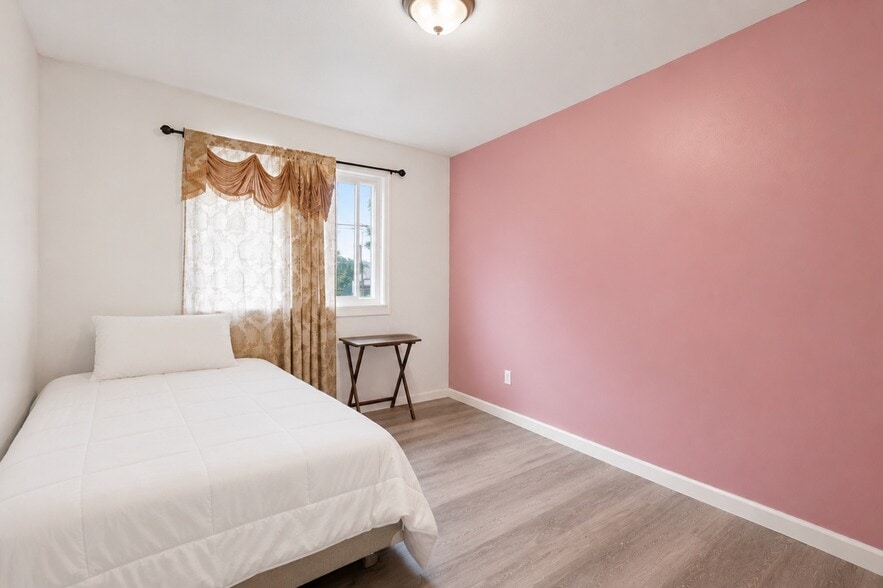 More Photos Of 79 Yaun Ave, Liberty Apartments For Sale
