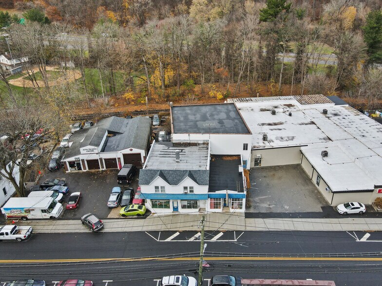 More Photos Of 441 Commerce St, Hawthorne Freestanding For Sale