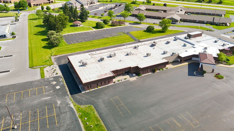 More Photos Of 2235 Dubois Dr, Warsaw Healthcare For Sale