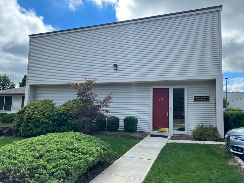 More Photos Of 5 Cold Hill Rd S, Mendham Township Office For Lease