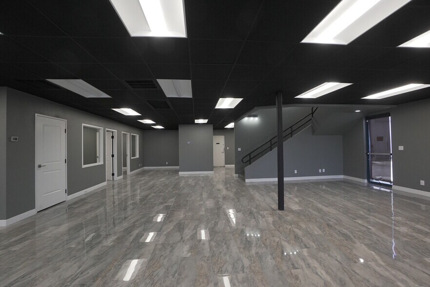 More Photos Of 3375 Aldebaran Ave, Las Vegas Warehouse For Sale