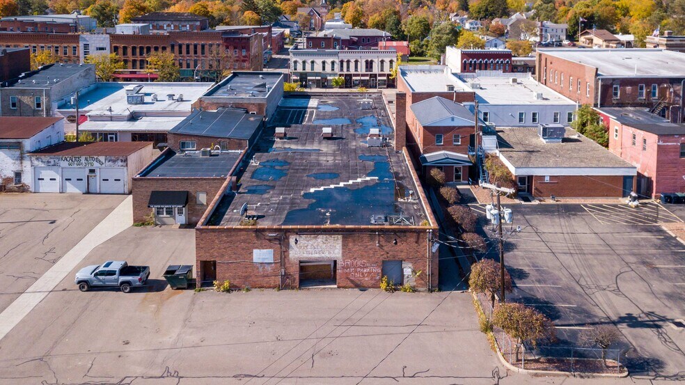 More Photos Of 36 Liberty St, Bath Storefront Retail Office For Lease
