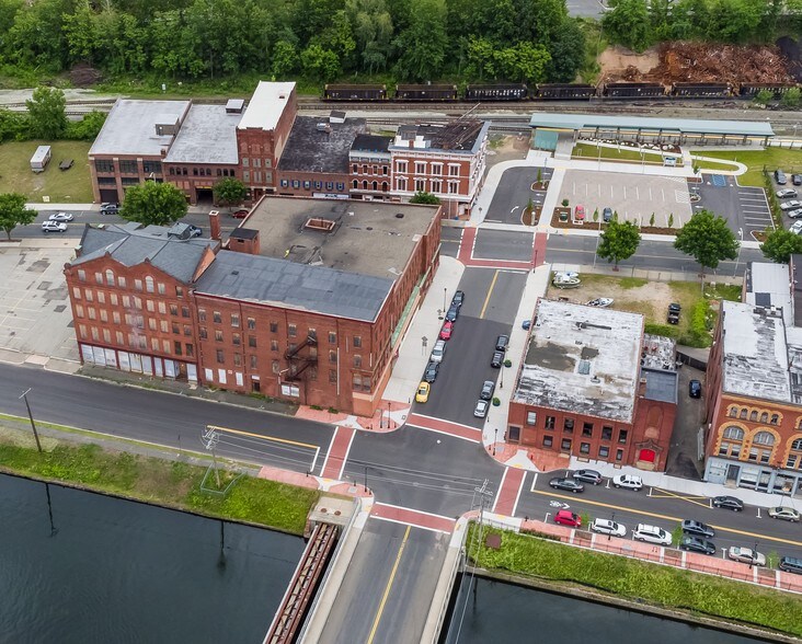 More Photos Of 345-363 Dwight St, Holyoke Manufacturing For Sale