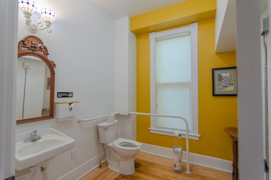 More Photos Of 1024 8th St, Greeley Office Residential For Sale